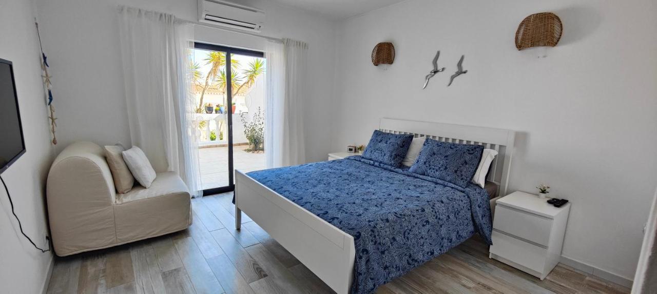 The Swallow'S Rest Beach House - Meia Praia 라고스 외부 사진